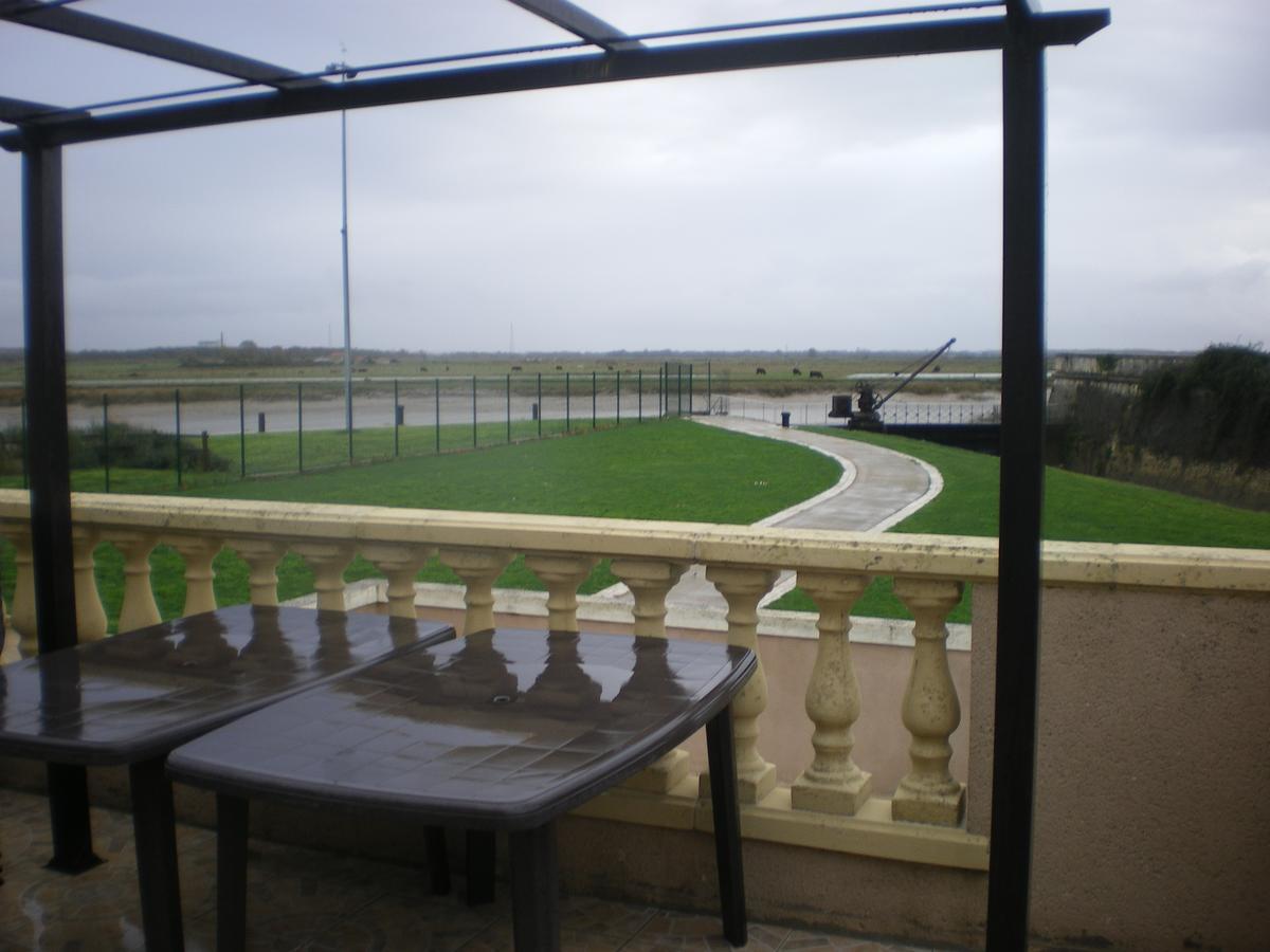 Hotel Le Cargo Rochefort  Luaran gambar